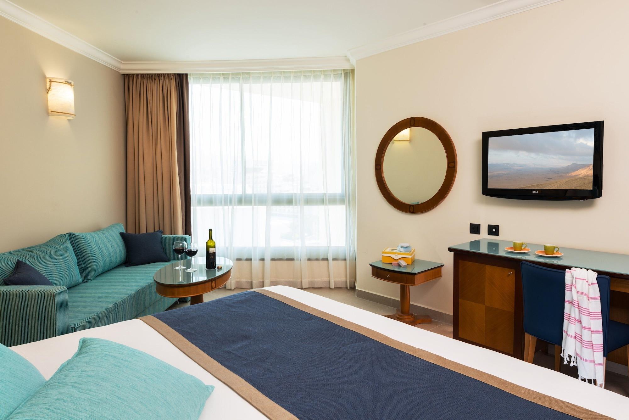 U Magic Palace Eilat Esterno foto A room at the hotel