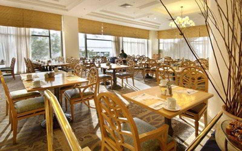 U Magic Palace Eilat Esterno foto The restaurant at the hotel